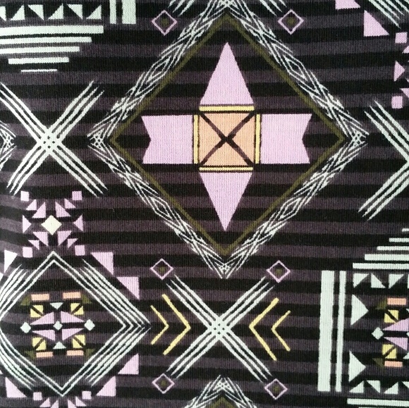 NWTS Lularoe Randy - Picture 2 of 4